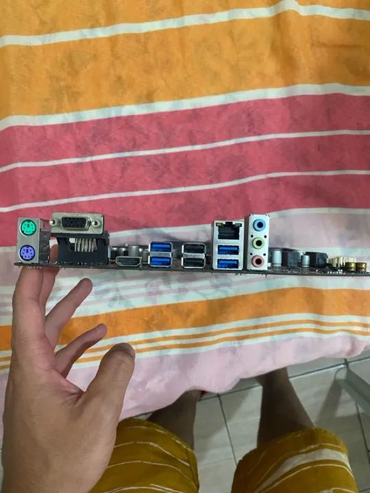Placa mãe ASUS PRIME A-320M-K ( NÃO VENDO PARCELADO OLX )  - Foto 2
