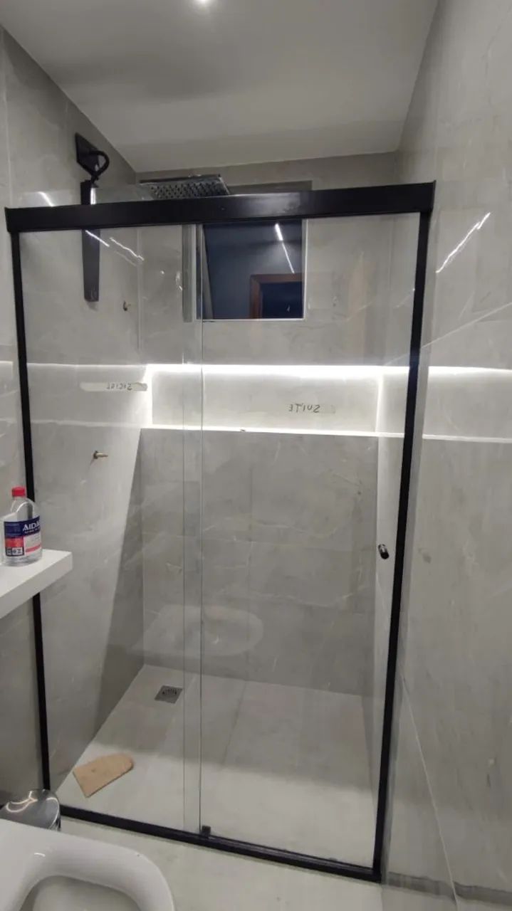Box para banheiro e fechamento de varanda 