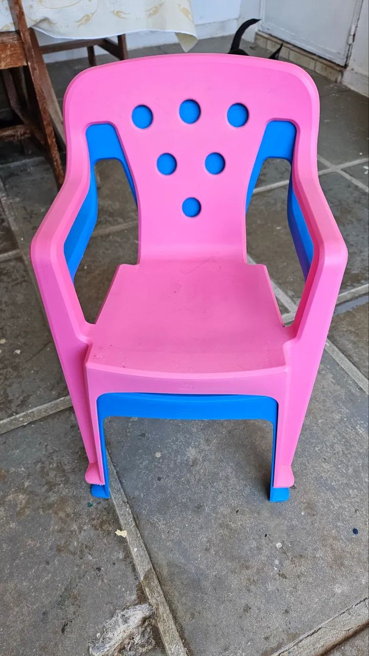 Cadeira de plástico infantil - Foto 4