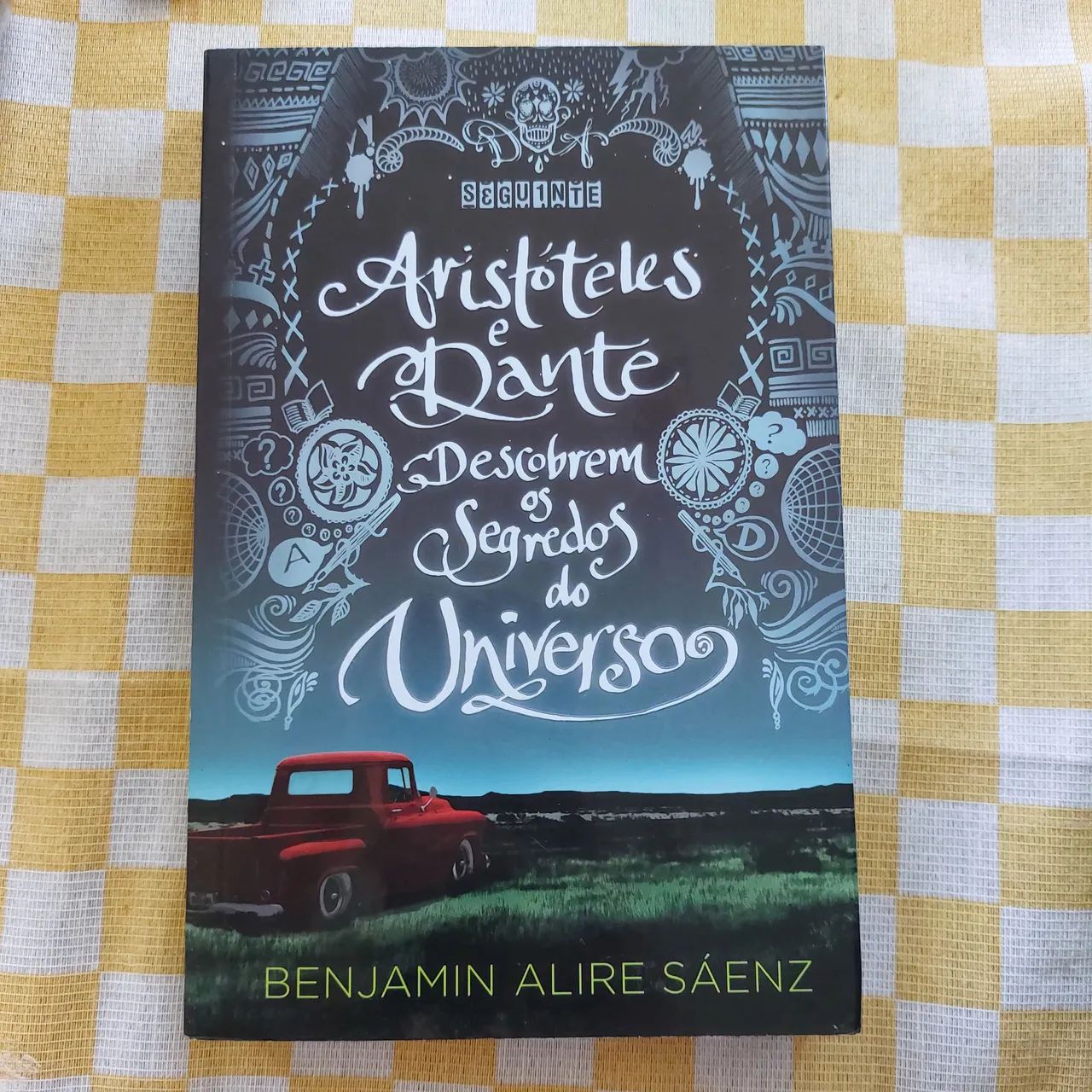 Aristóteles e Dante Descobrem os Segredos do Universo
