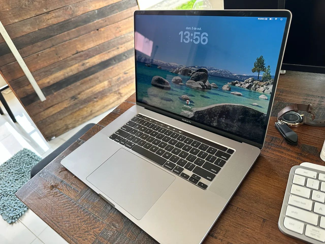 MacBook 16gb i7