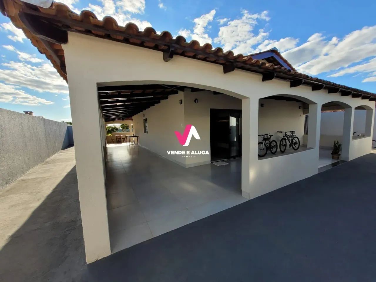 Casa à venda em Chapada dos Guimarães - Santa Cruz - 600m² REF: EXC-57078