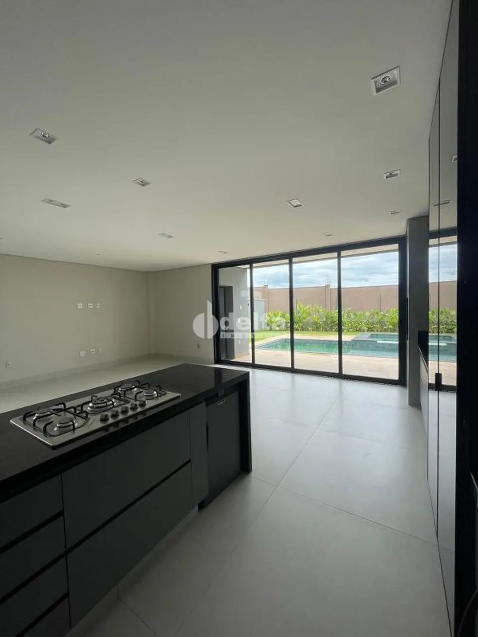 Casa no condomínio Tamboré disponível para locação e venda em Uberlândia-MG - Foto 4