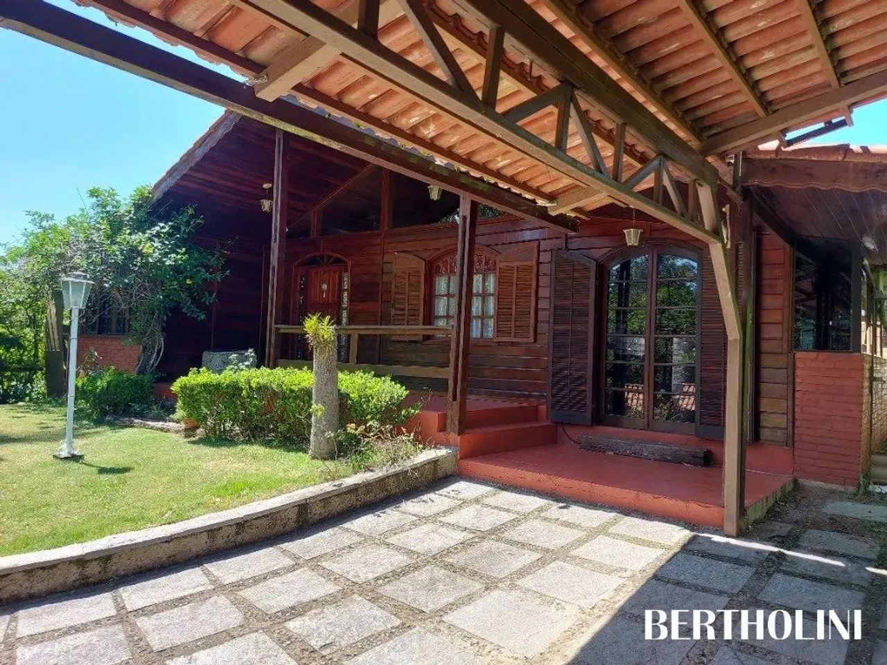 Excelente casa 4 dorms. no Jd. Martinelli - Penedo/RJ - Foto 4