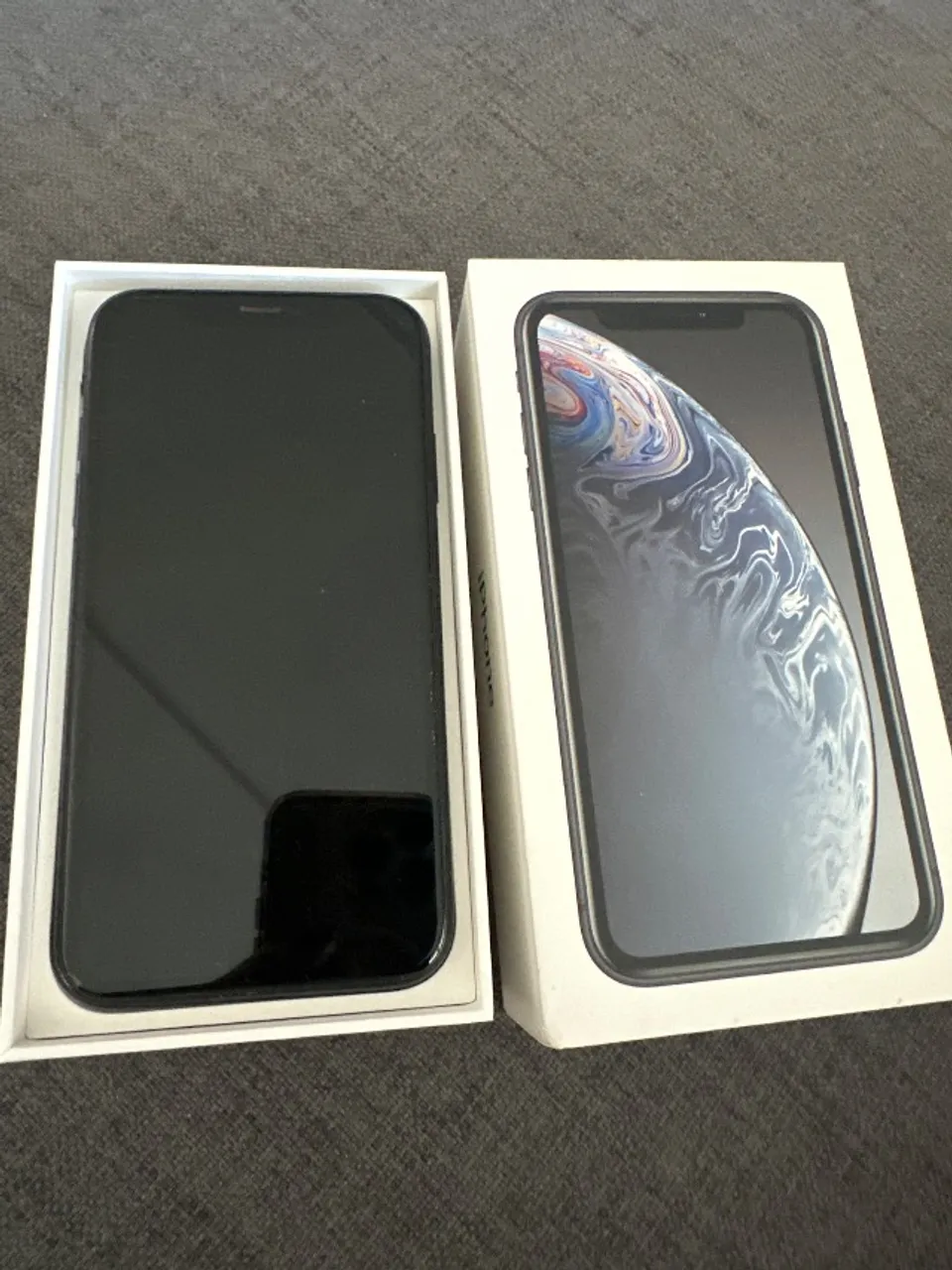 iPhone RX 128 G preto 