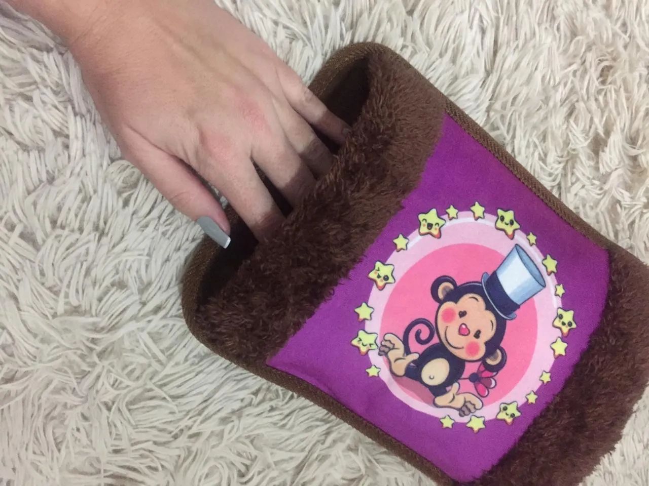 BOLSA ELÉTRICA DE ÁGUA QUENTE - Várias Estampas e Espaço para as Mãos - Foto 5