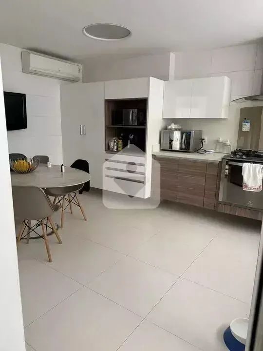Reformado - Andar alto - 4 Quartos , 3 Suítes - Foto 4