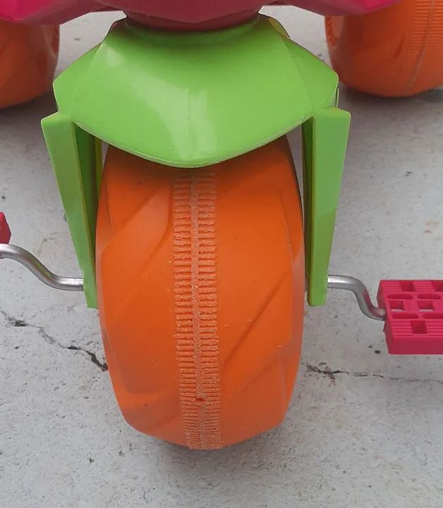 Tricycle Infantil - Vermelho, Verde e Laranja - Foto 5