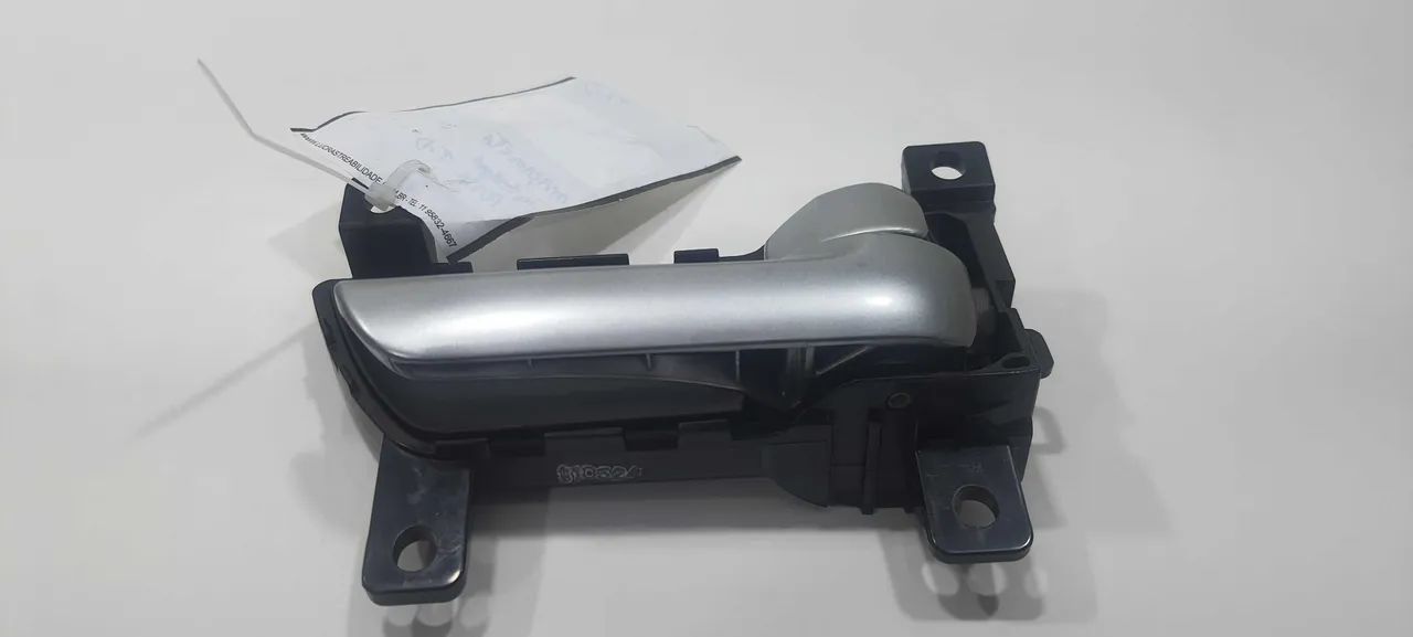 Maçaneta Int Traseira Direita Kia Sorento 2.4 2012 826222p00 Preto - Foto 2