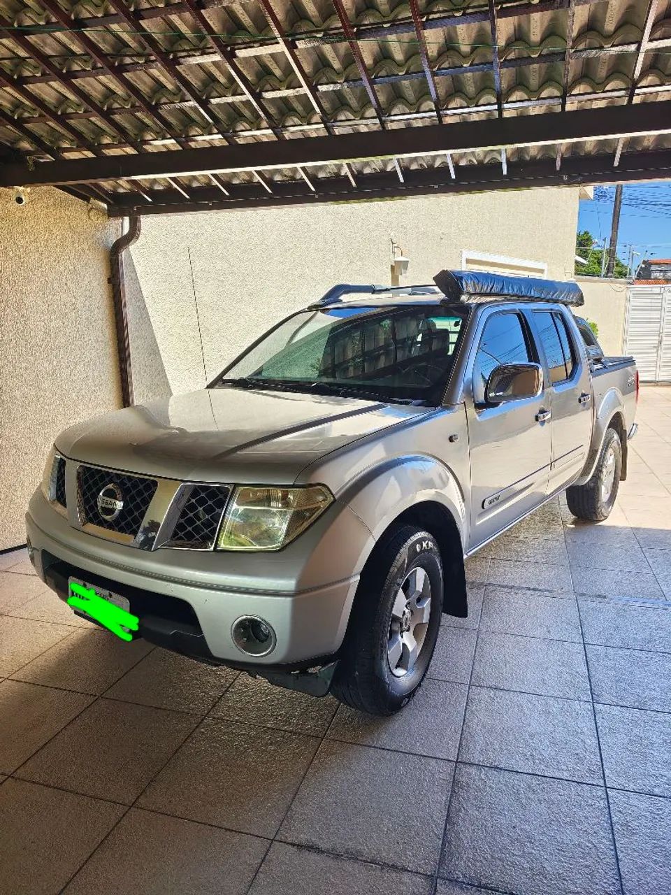 Nissan Frontier Frontier LE CD 4x4 2.5 TB Diesel Aut. 2011