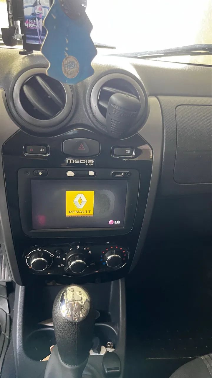 Renault Sandero 2013