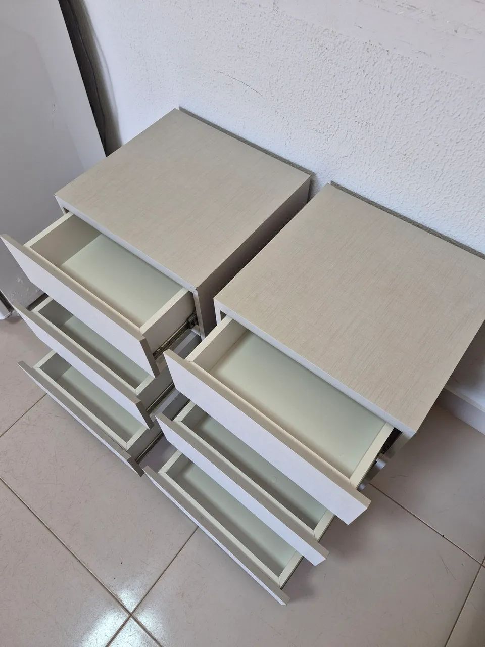 2 criado mudo 100% MDF 3 gavetas  - Foto 4