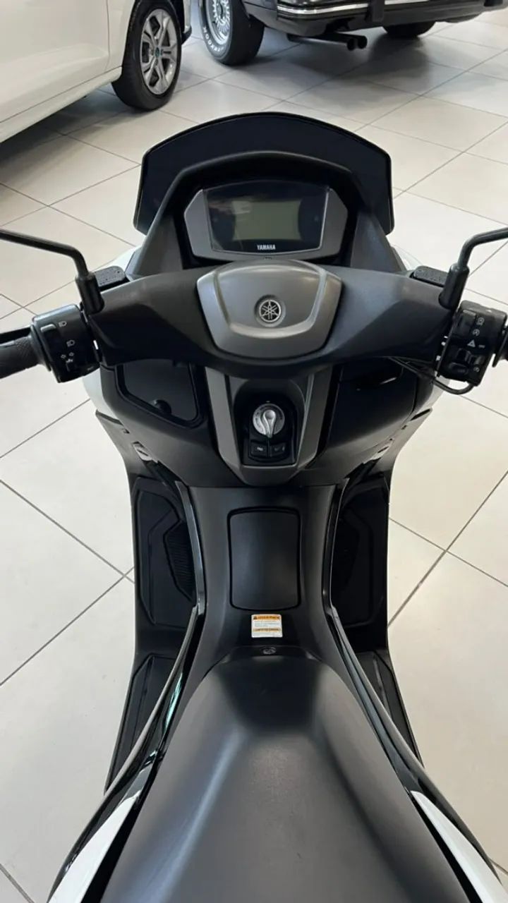 YAMAHA NMAX 160 - Foto 4