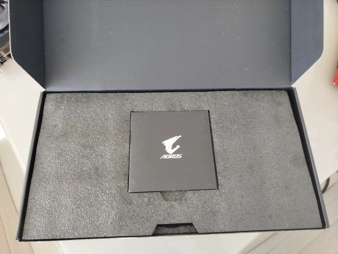 RX 9070XT Aorus Elite - Foto 5