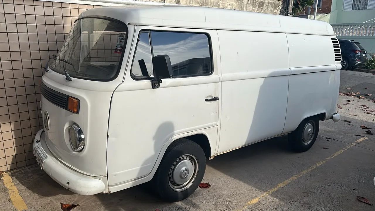 Volkswagen Kombi Kombi Furgão 2003