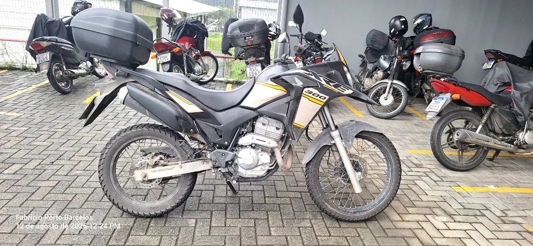 XRE300 