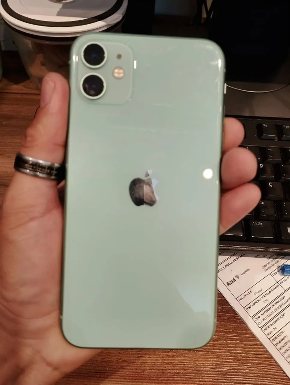 iPhone 11 Verde - Muito Conservado - Foto 2
