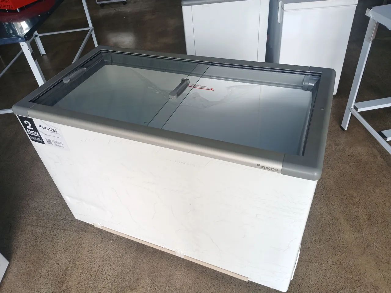 Freezer Horizontal portas de Vidro 411 Litros Dupla Ação  - Foto 3