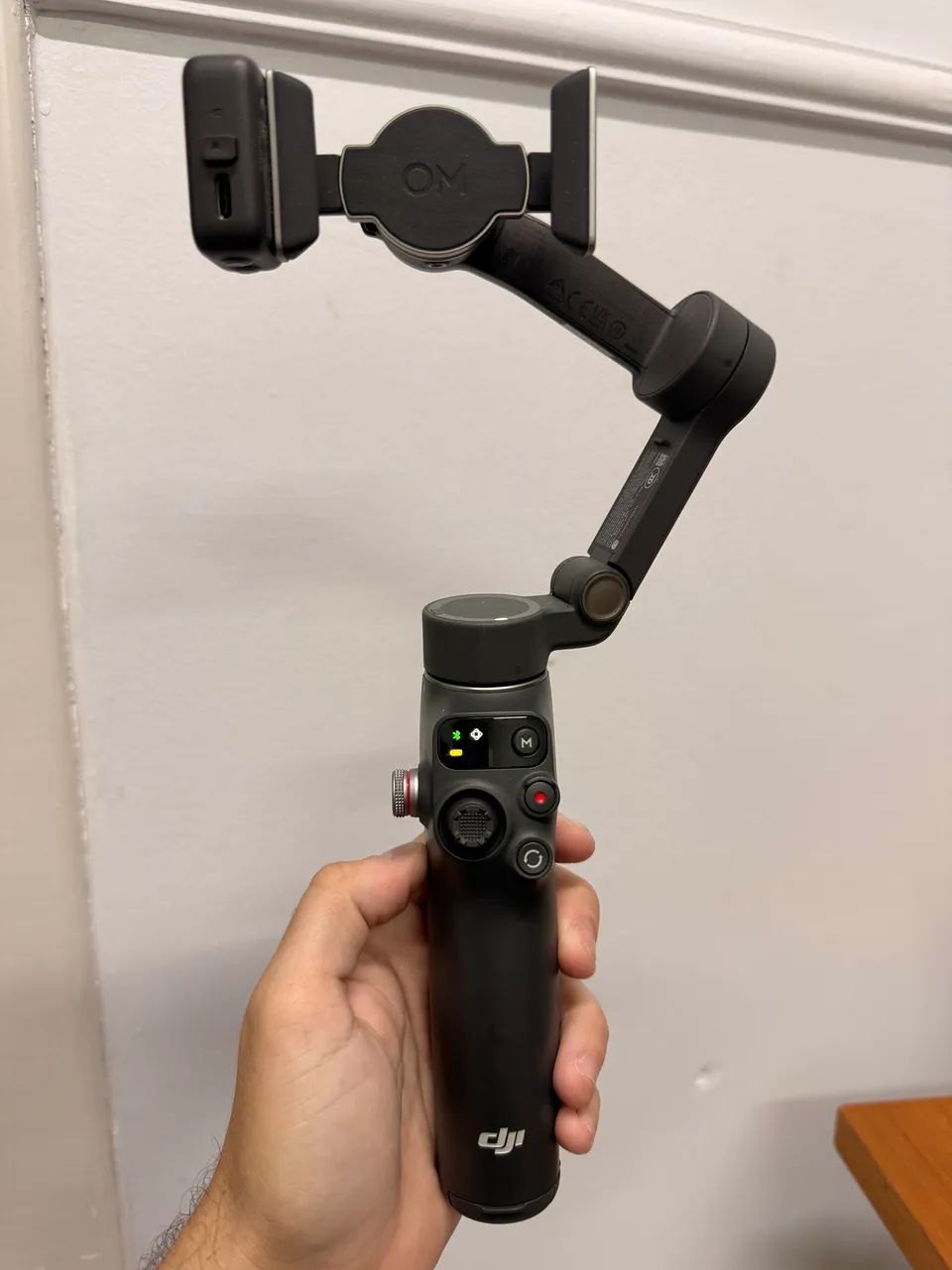 DJI Osmo Mobile 8 - Foto 3
