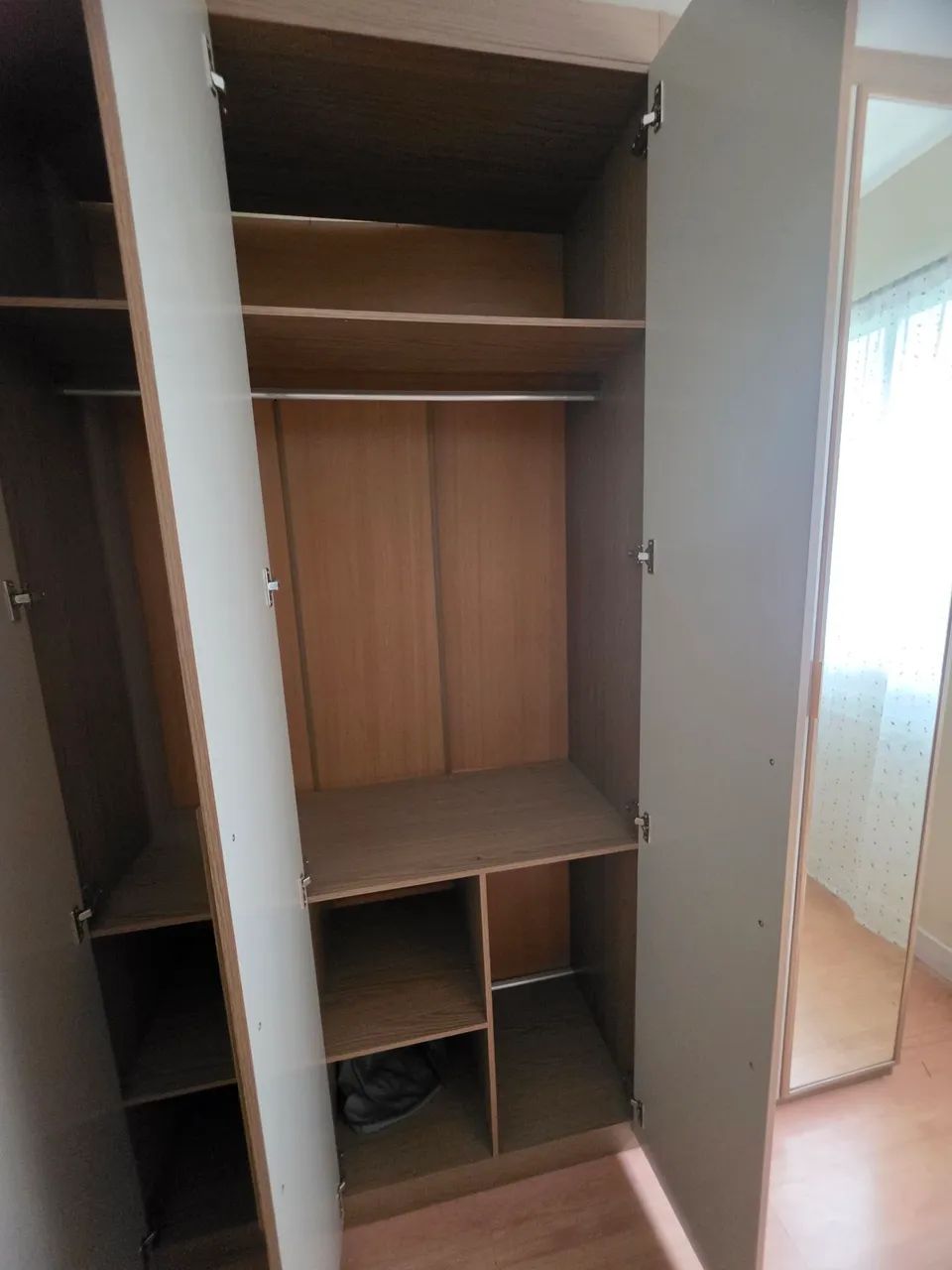 Guarda roupa 7 portas - Foto 2