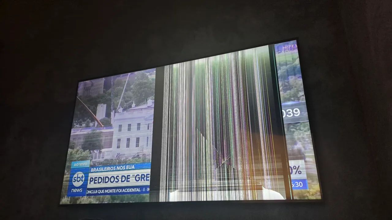 Tv retirada de peça 