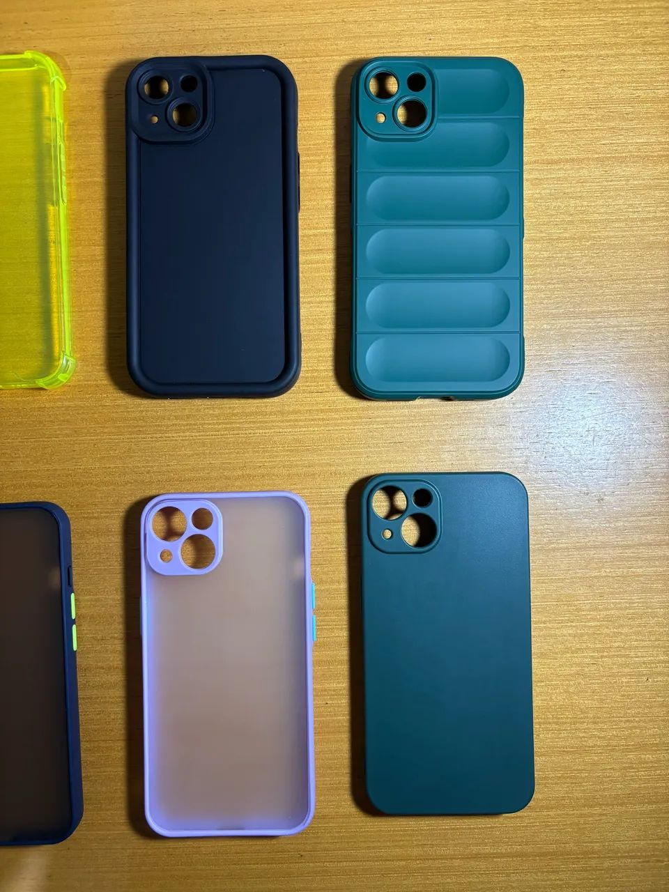8 capinhas case para iPhone 13/14 novas e usadas - Foto 5