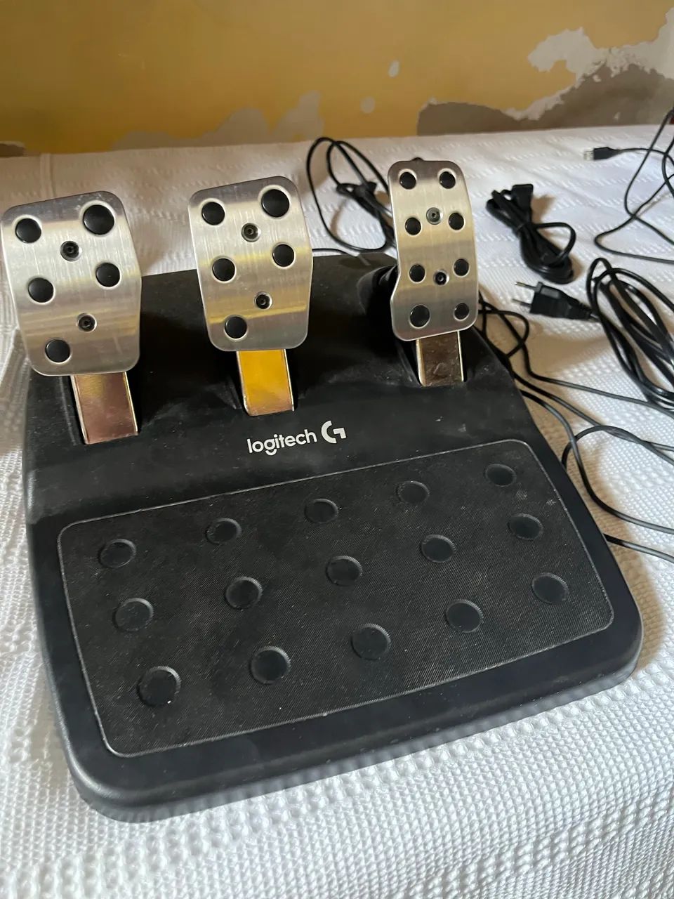Volante g29 Logitech - Foto 3
