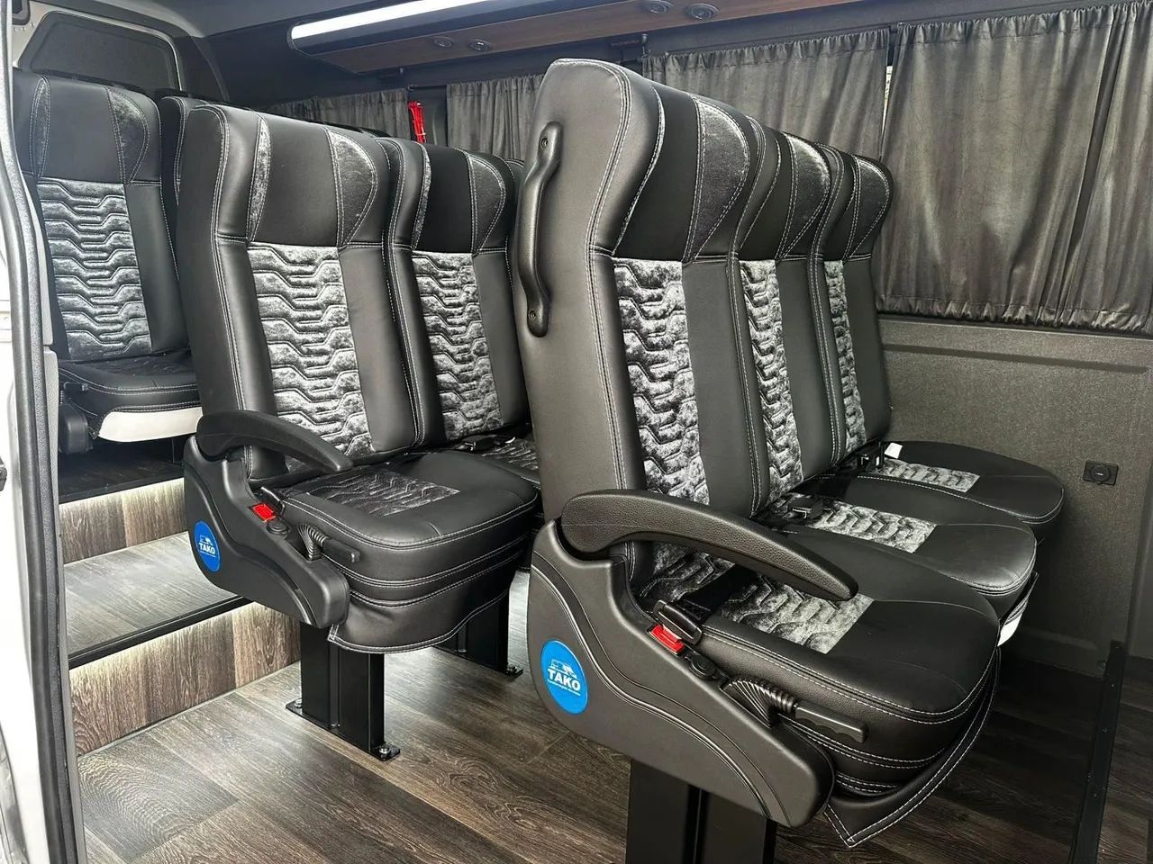 Aluguel de Van com motorista e fretamento, excursões com preço justo. R$1 - Foto 2