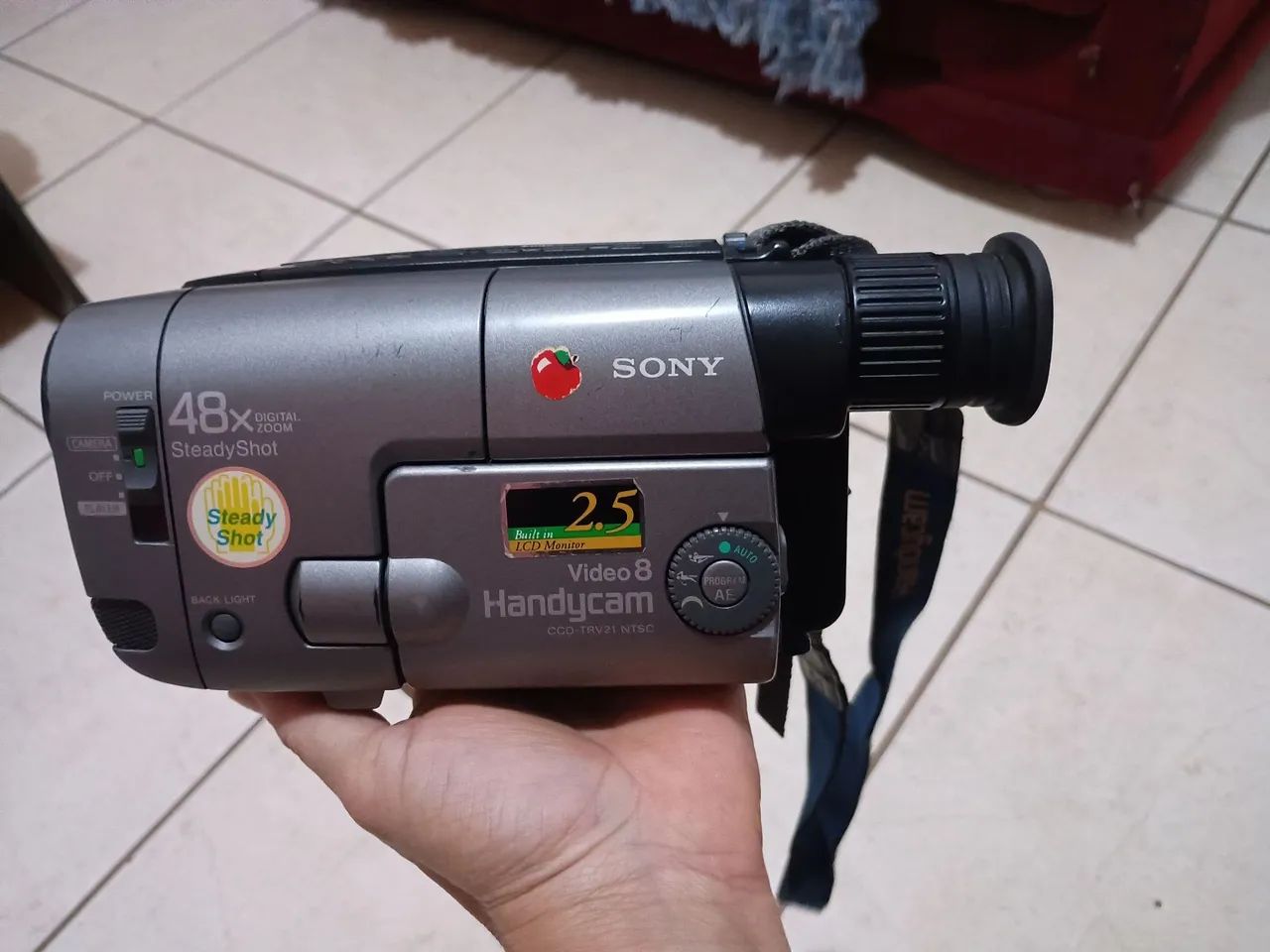 Filmadora Sony Handycam Video8 CCD-TRV21 (NTSC - Câmeras e
