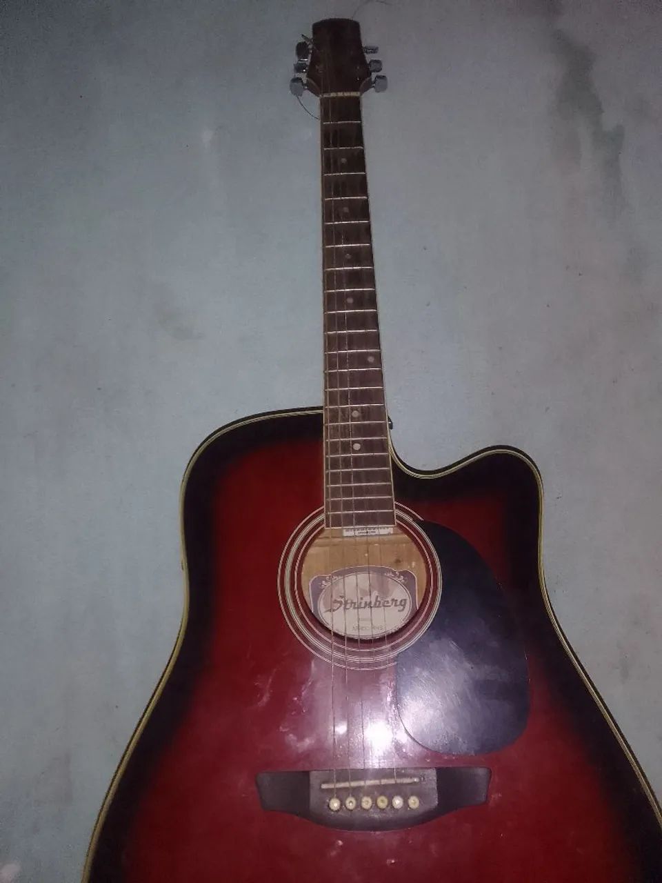 Teclado AT-50 e Violão Strinberg 