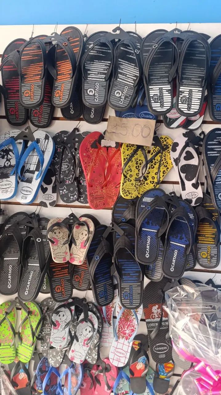 Chinelos somente 15,00 - Foto 2
