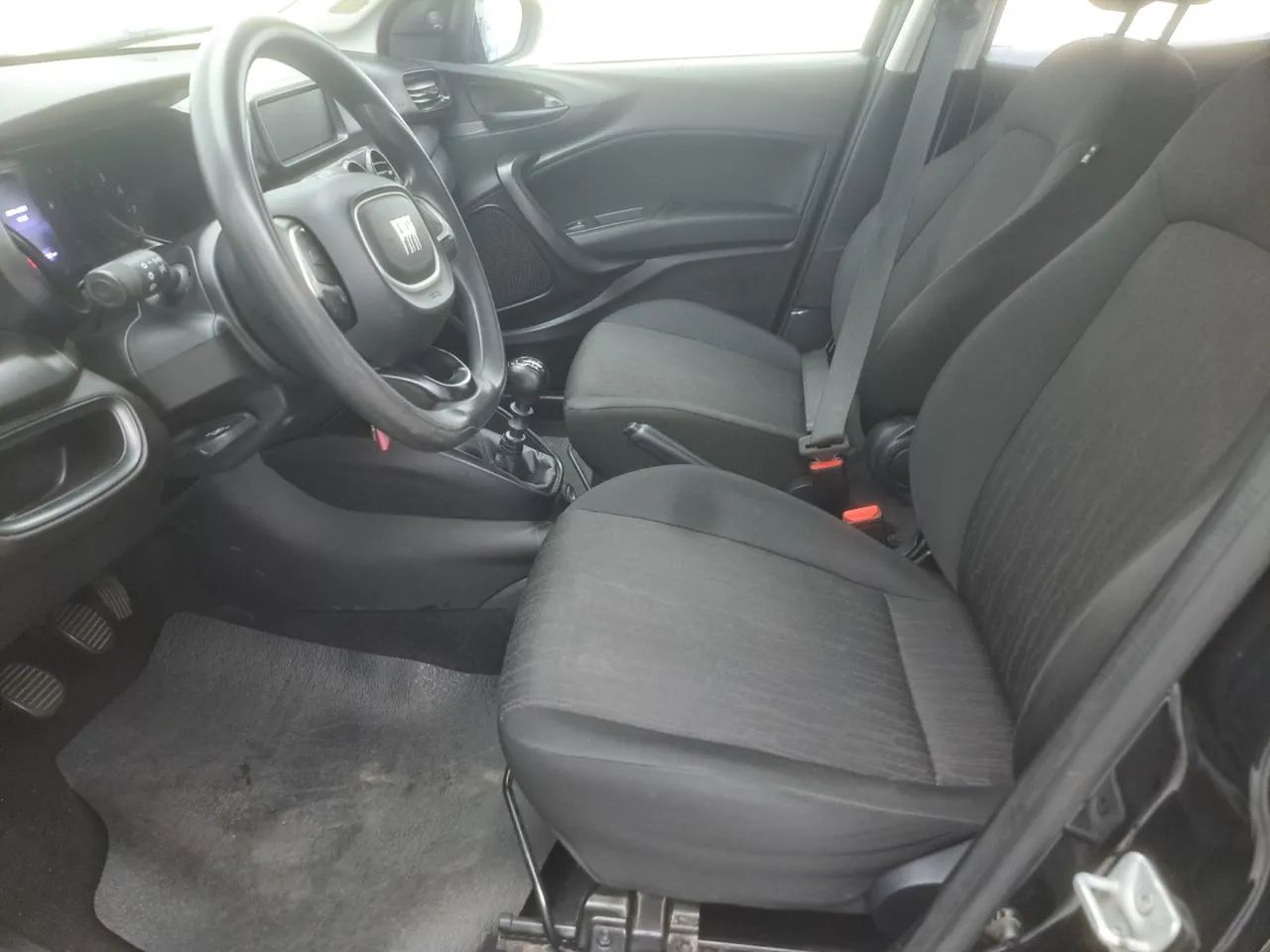 Fiat Argo 1.0 6V Flex, foto 16 de 18