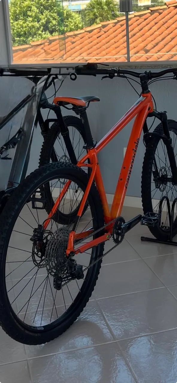 CANNONDALE TRAIL 6 - Bicicleta 