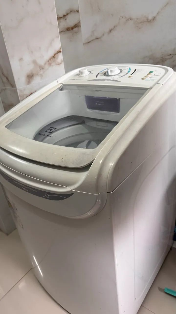 Máquina de Lavar Roupas 