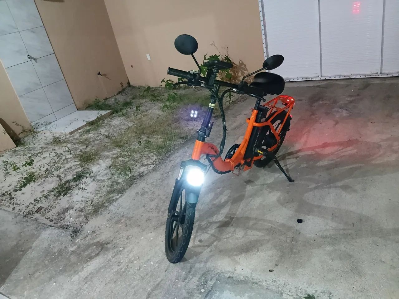 Bicicleta Elétrica Shineray (E-bike) semi-nova + Acessórios de brinde - Foto 4