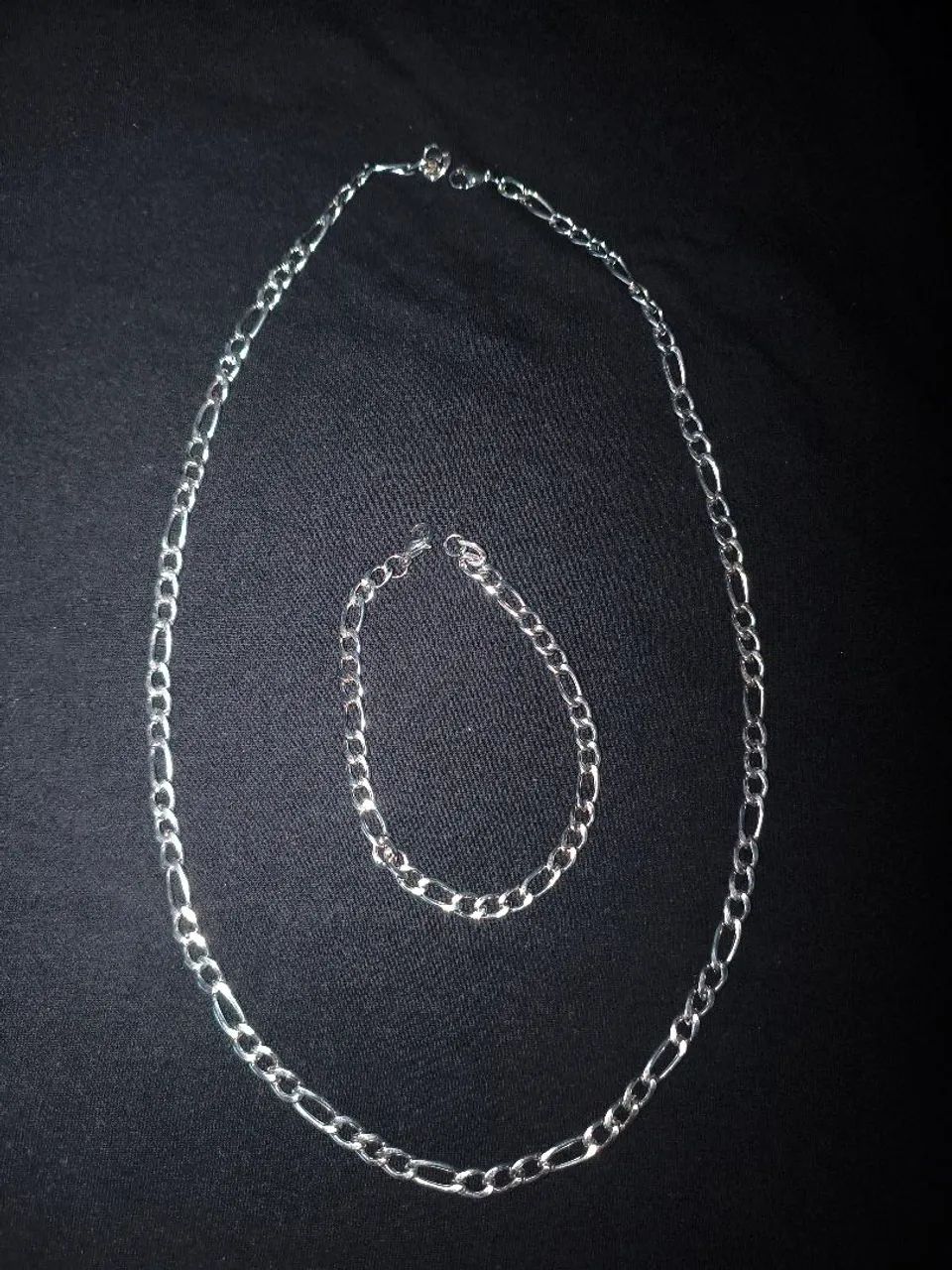 Conjunto de Corrente e pulseira em aço inoxidável 