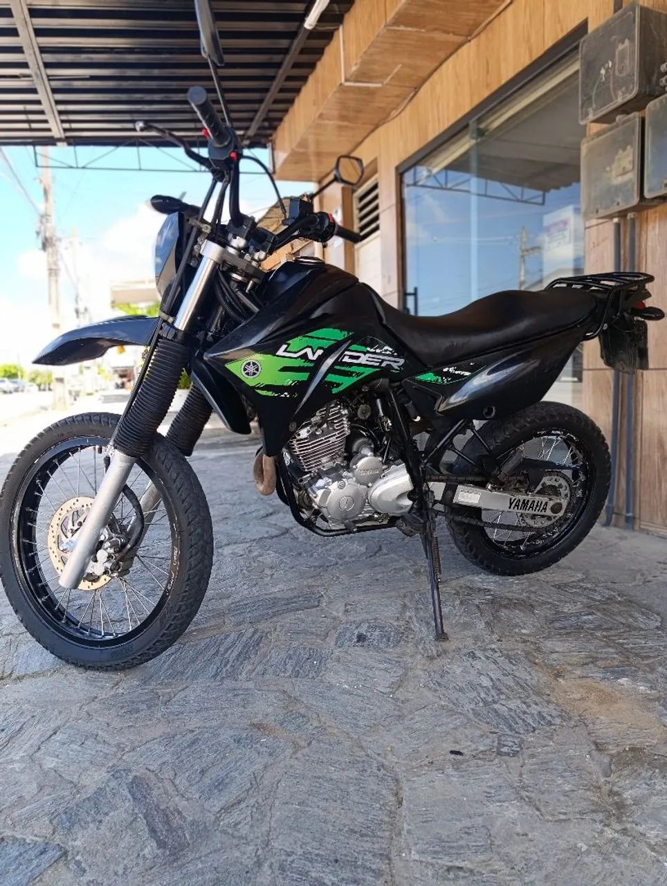 Lander 250  - Foto 3