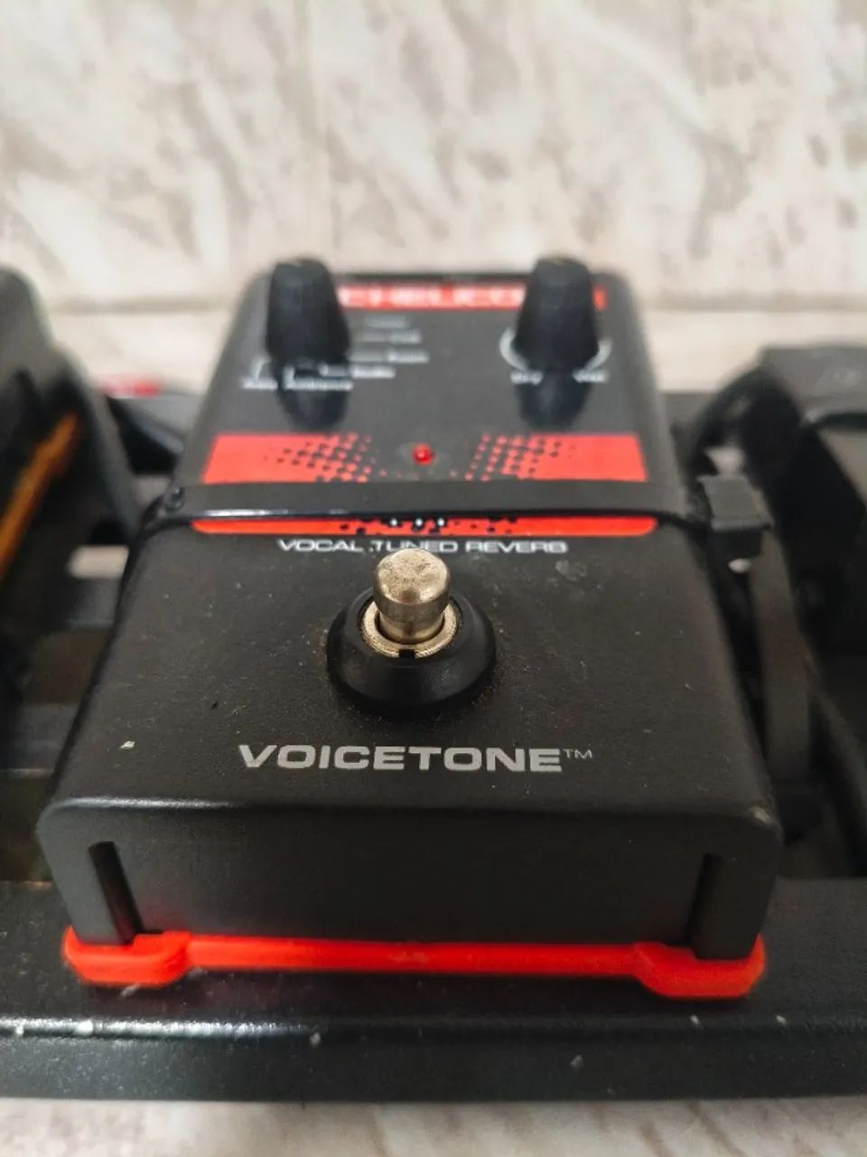 Pedais para voz - TC Helicon - Foto 4