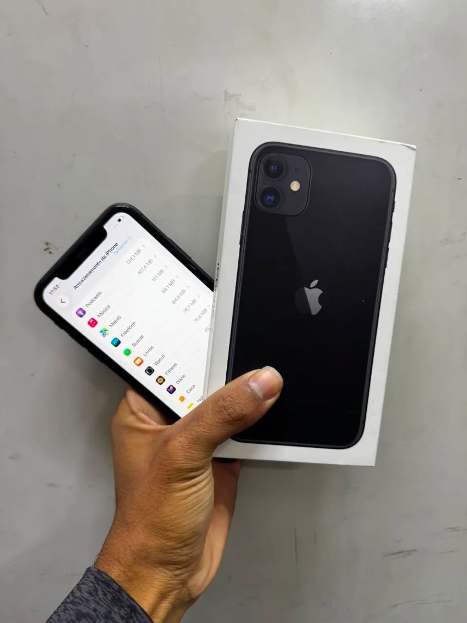 iPhone 11 64 GB bateria 81%