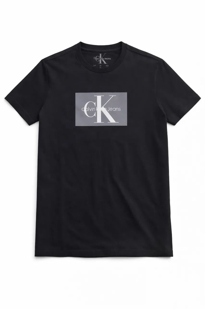 Camiseta Calvin Klein TAM P