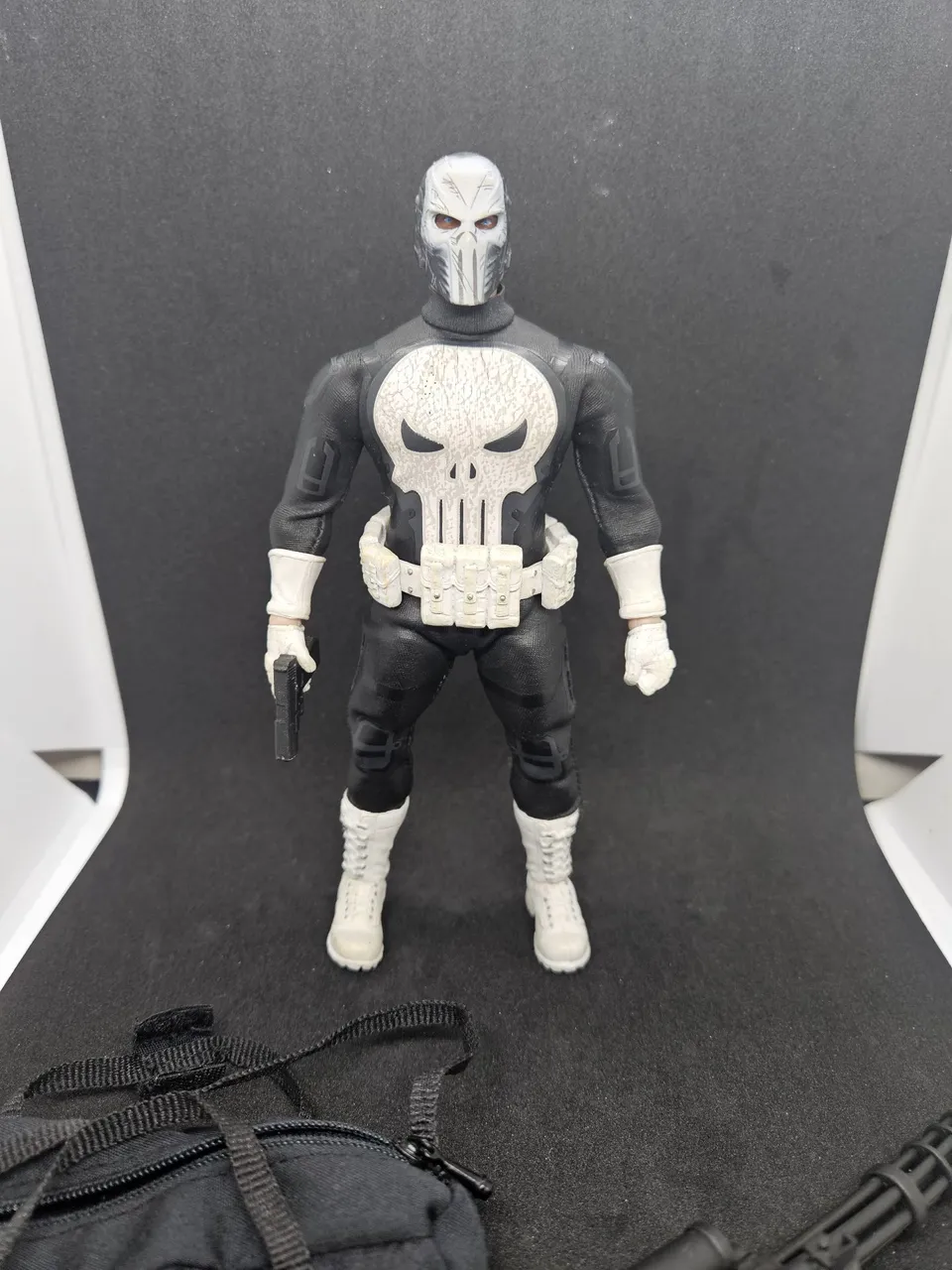 Mezco Batman head bruce original - Hobbies e coleções - Vila
