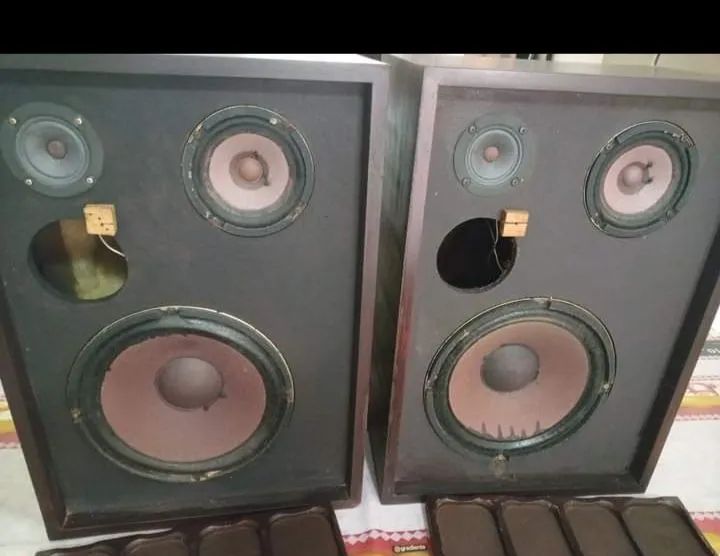 Vendo par de Caixa de Som Gradiente Vintage - Foto 3