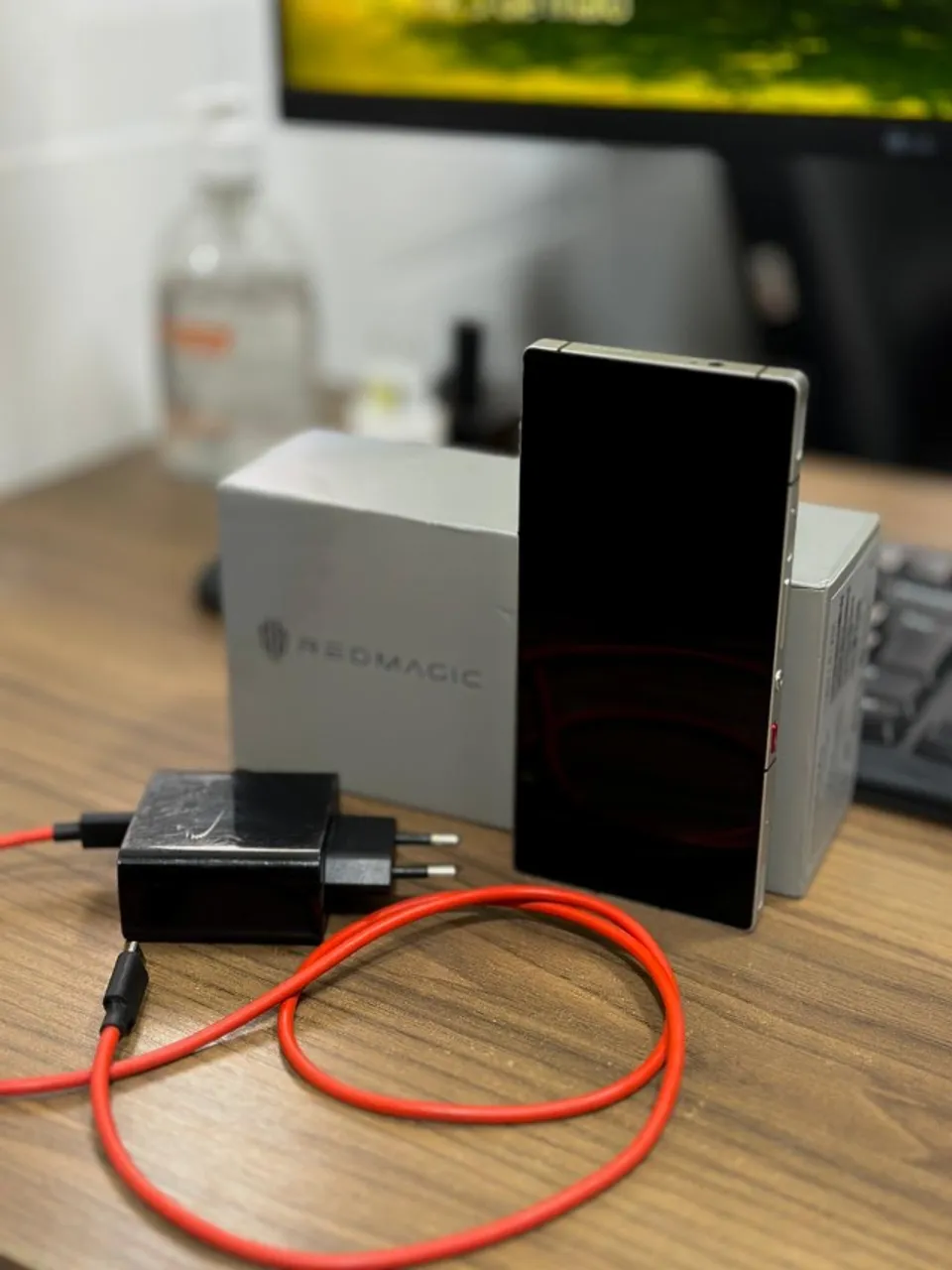 Celular Nubia Redmagic 10 Pro 16GB Ram 512GB - Lacrado na caixa