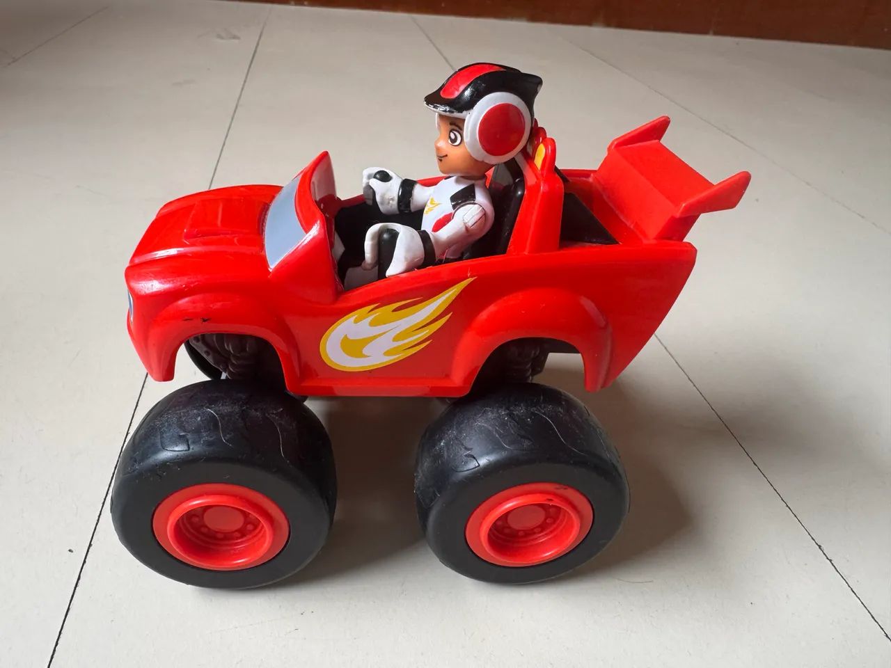 Carro e boneco Blazer Monster  - Foto 2
