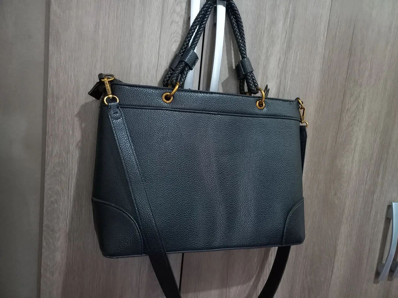 Linda bolsa grande da Santa Lolla.  - Foto 2
