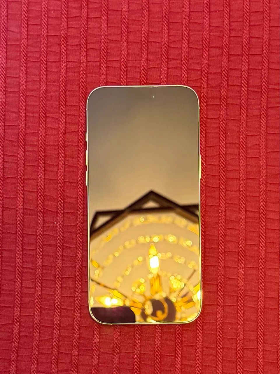 Vendo IPhone 16 Pro max 256GB impecável. 