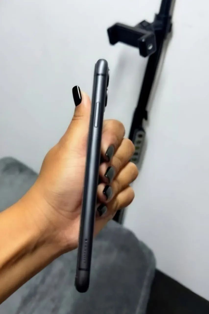 Iphone 11 - Foto 3