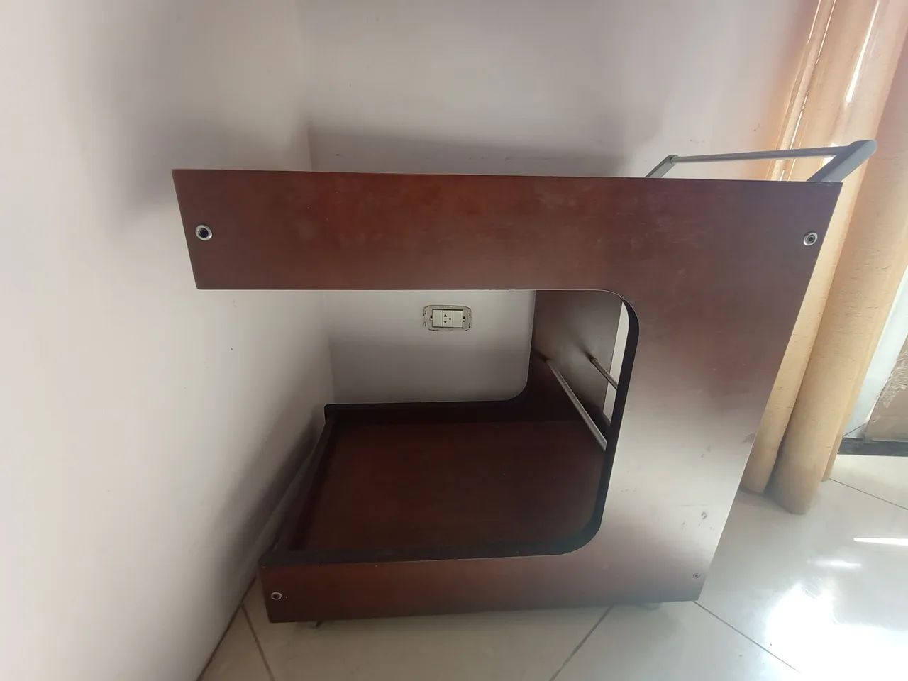 Carrinho de serviço 