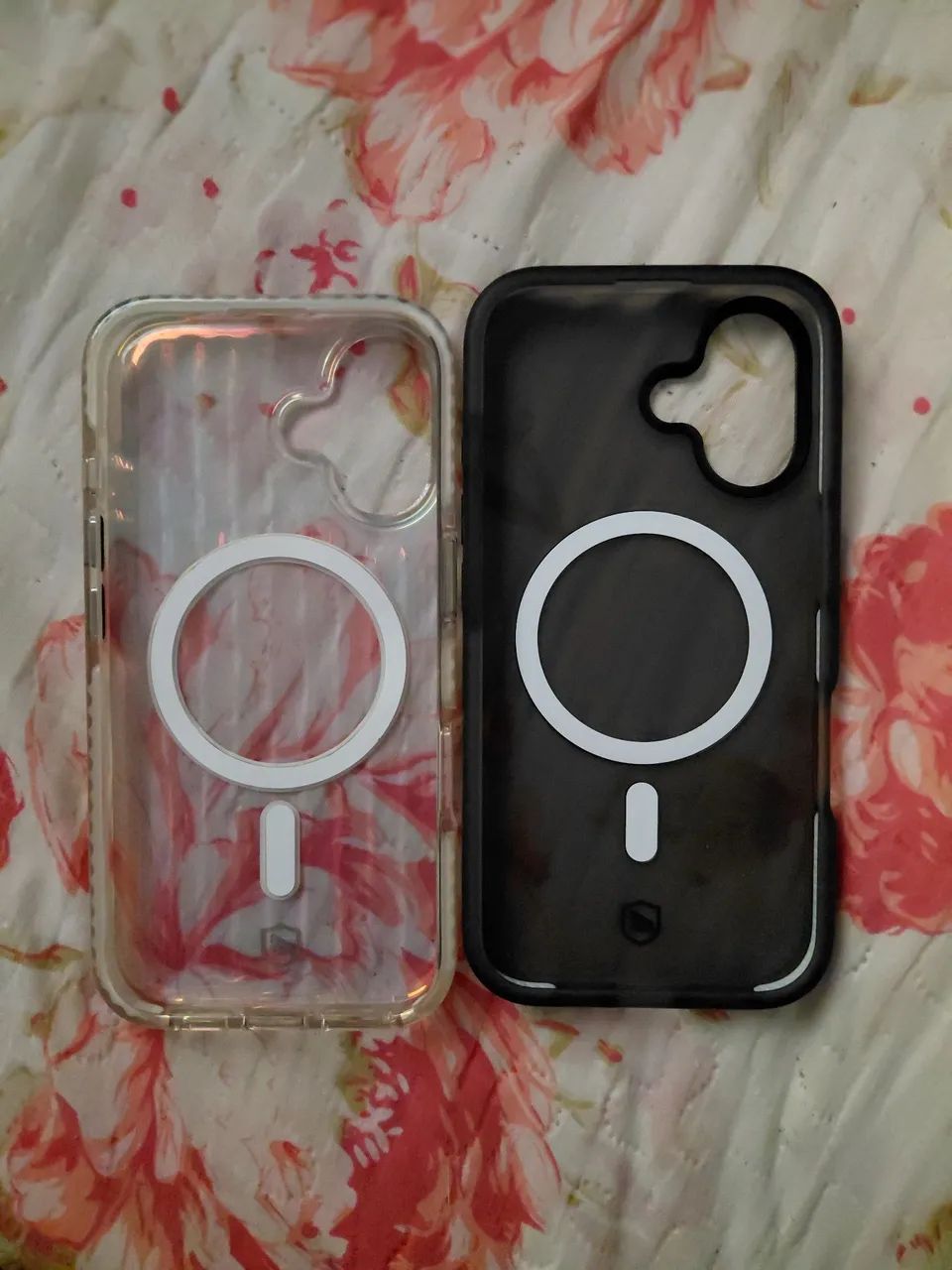 Kit 2 Capinhas para iphone 16 com MagSafe - Seminovas / Gorila Shield - Foto 4