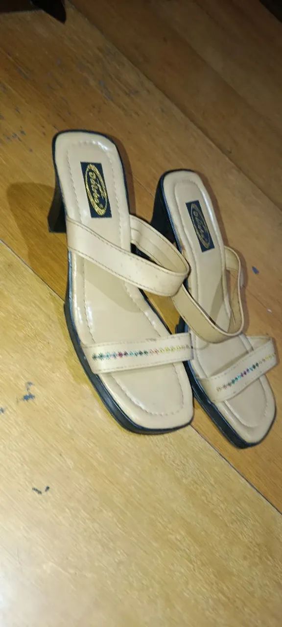 Sapatos em ótimo estado de conservação - Foto 5